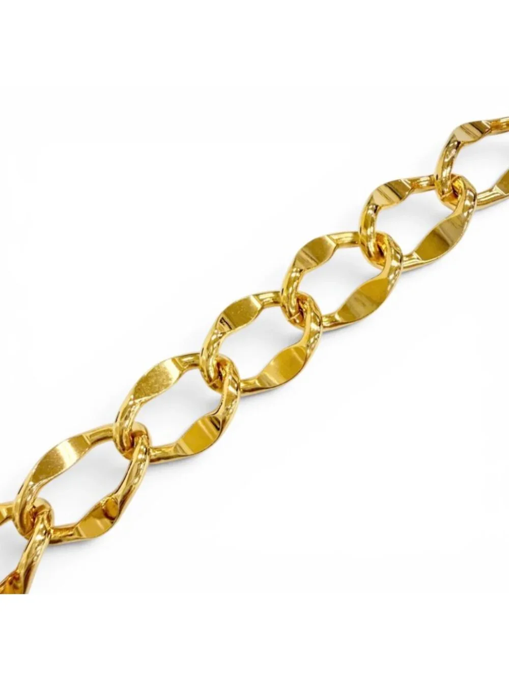 Chanel Vintage 31 Rue Cambon CC Logo Coin Motif Chain Belt Gold